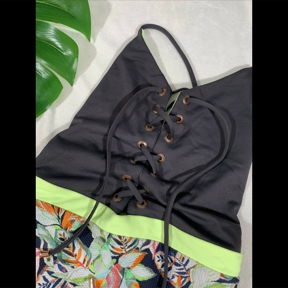 NWT $154 Maaji Lime Light One-piece Swimsuit in Black Forest [SZ Medium‎ ] - Picture 6 of 12